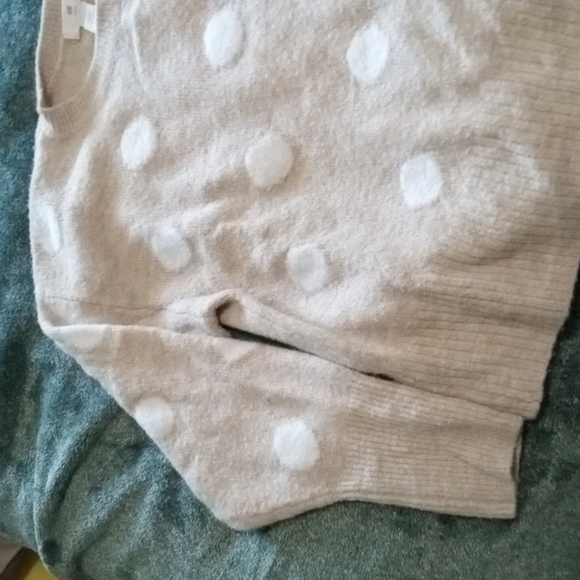 H&M sweater - Picture 4 of 5